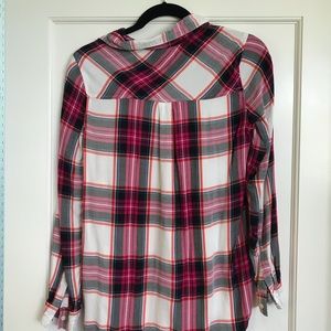 Old Navy pink button down shirt